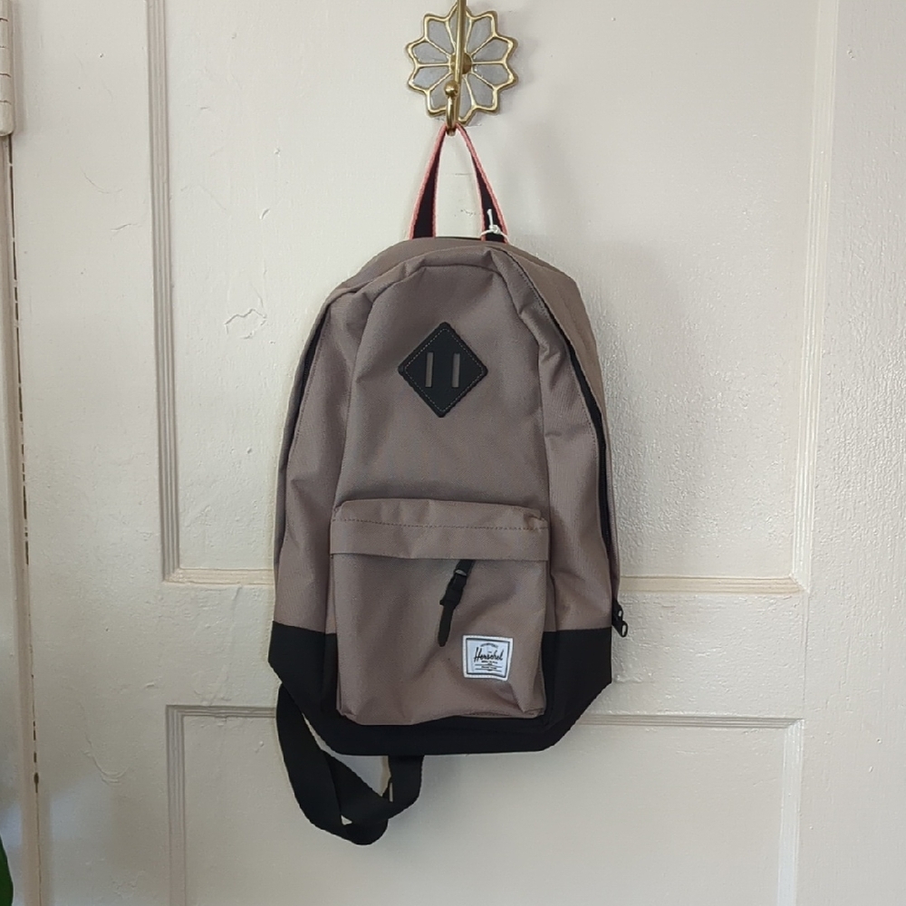 Herschel Heritage Shoulder Bag